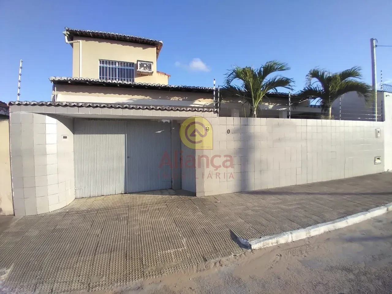 CASA DÚPLEX NO BAIRRO DO PITIMBU