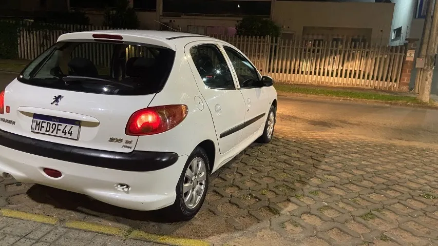 Peugeot 206 ano 2008