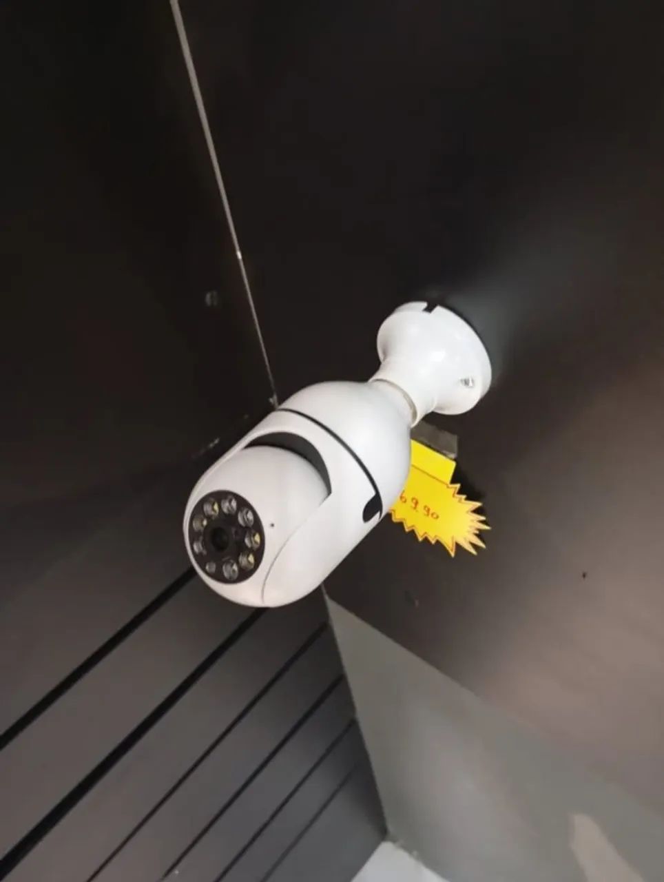 Câmera Ip Segurança Lampada Wifi - Foto 3