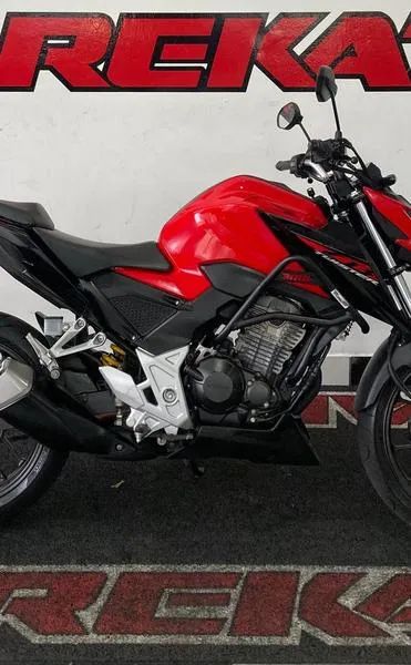 HONDA CB300F TWISTER ABS 2023 - Foto 4