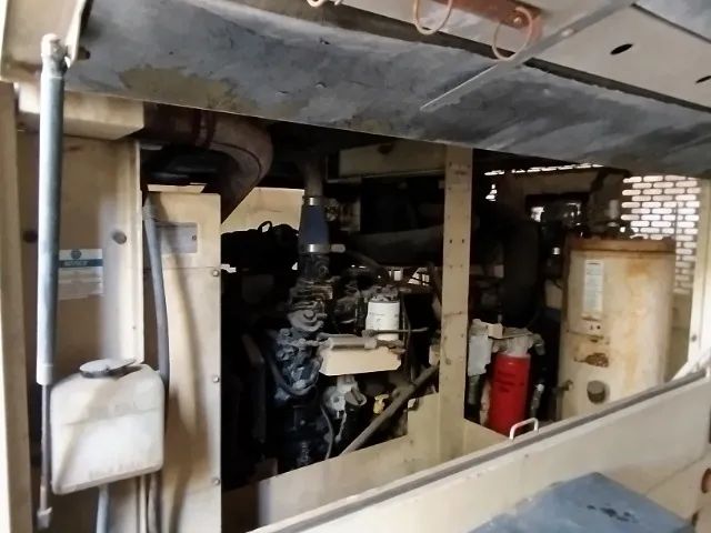 compressor diesel parafuso Ingersoll Rand 2010 - Foto 4