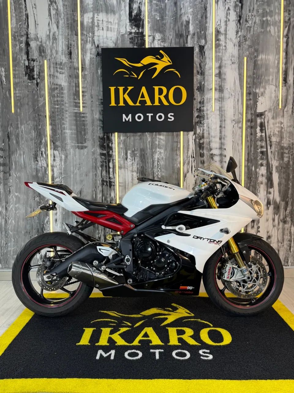 DAYTONA 675r  / OPORTUNIDADE 