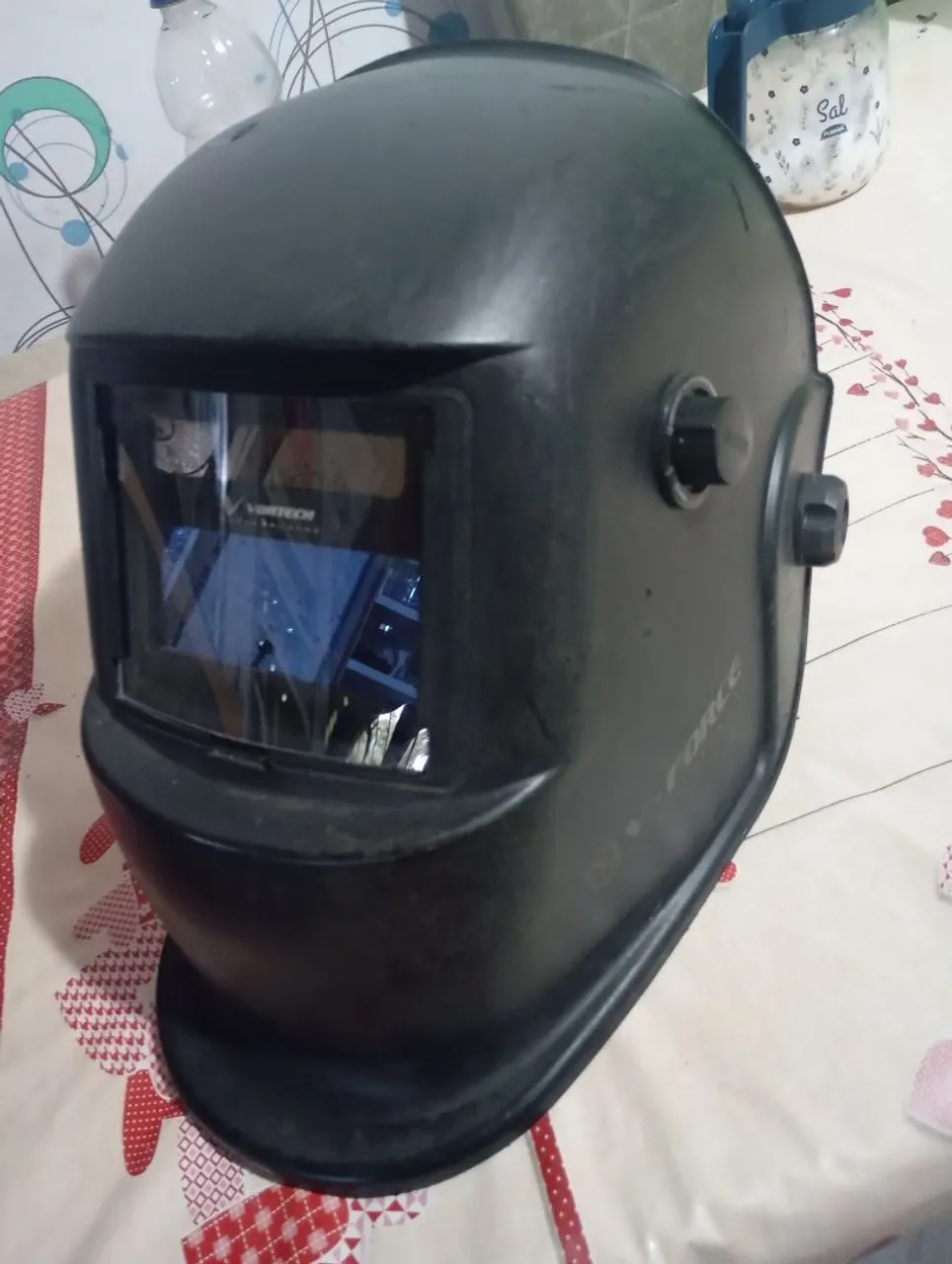 Vendo essa máscara automática da carbografite