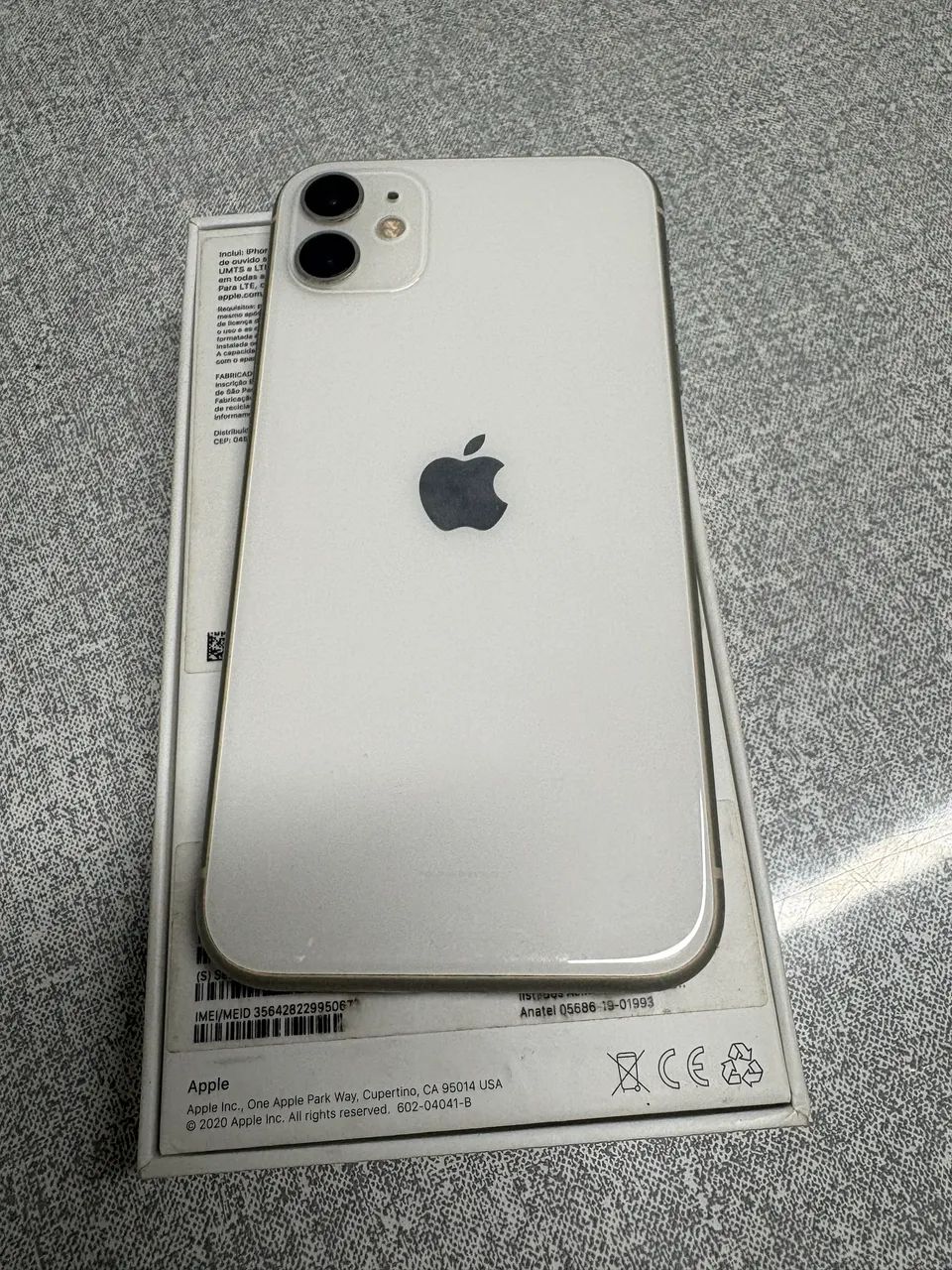 Celular iPhone 11. 256gb