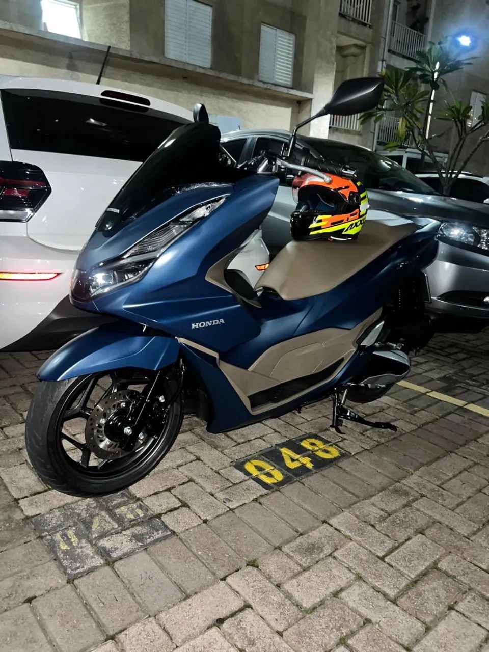 PCX DLX 2024 - Foto 2