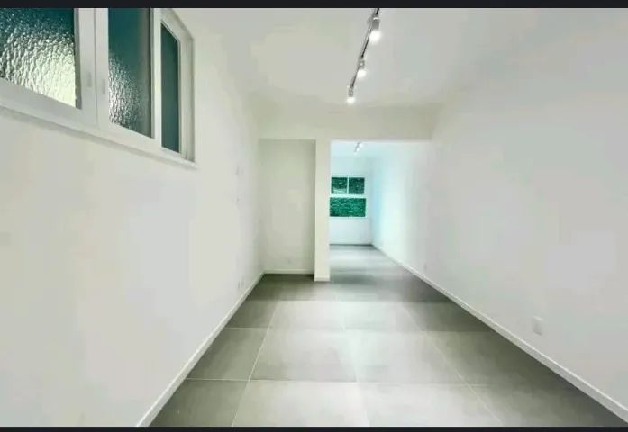   Apartamento à venda Copacabana Quarto e Sala REFORMADO!