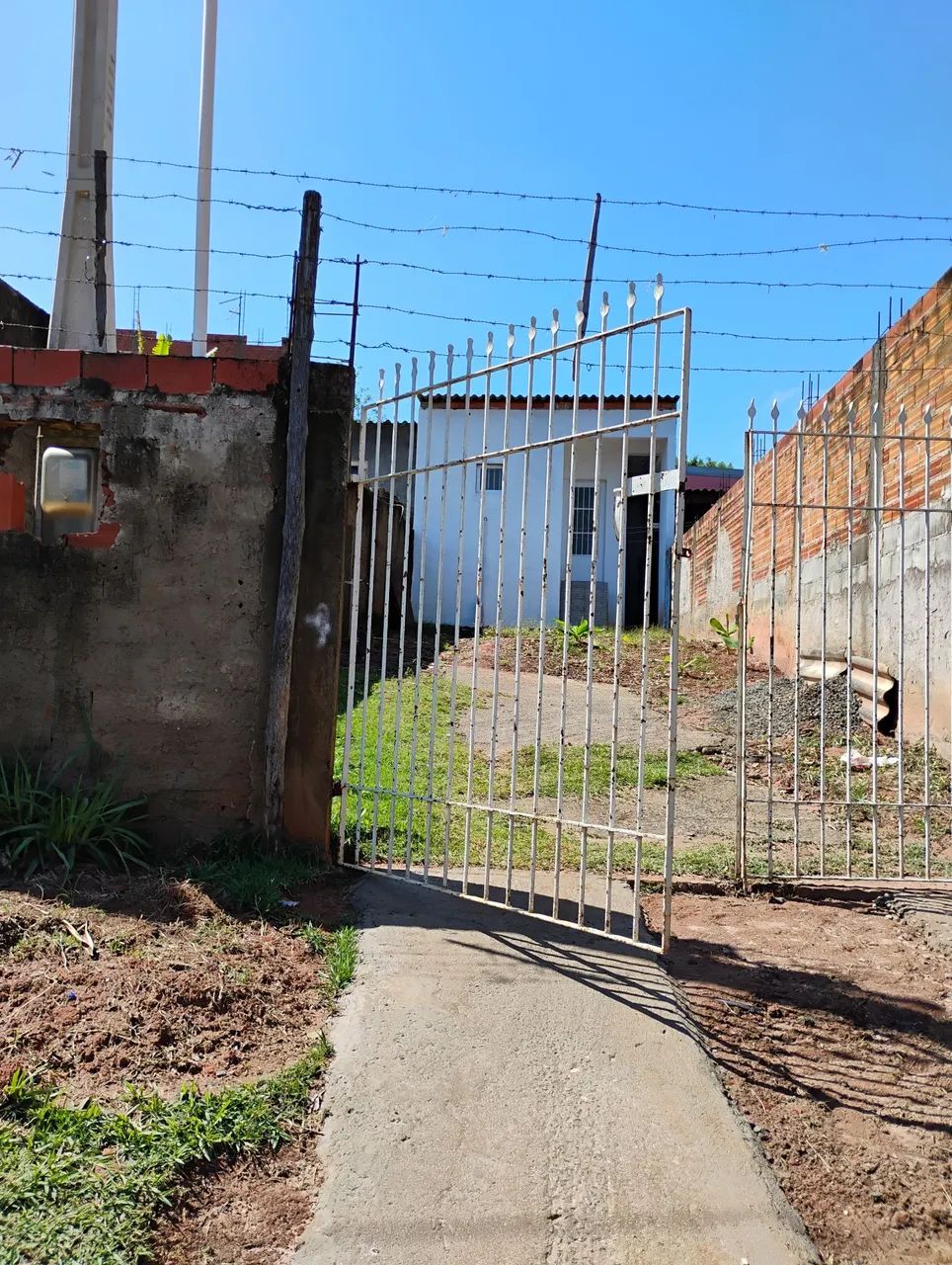 Vende-se uma casa, bem estruturada pra construir em cima  - Foto 4