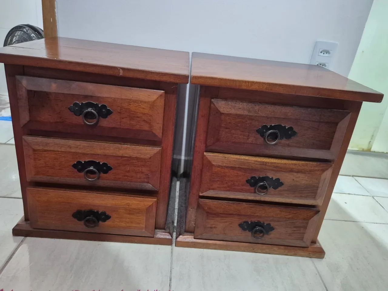 Mesa cabeceira  - Foto 2