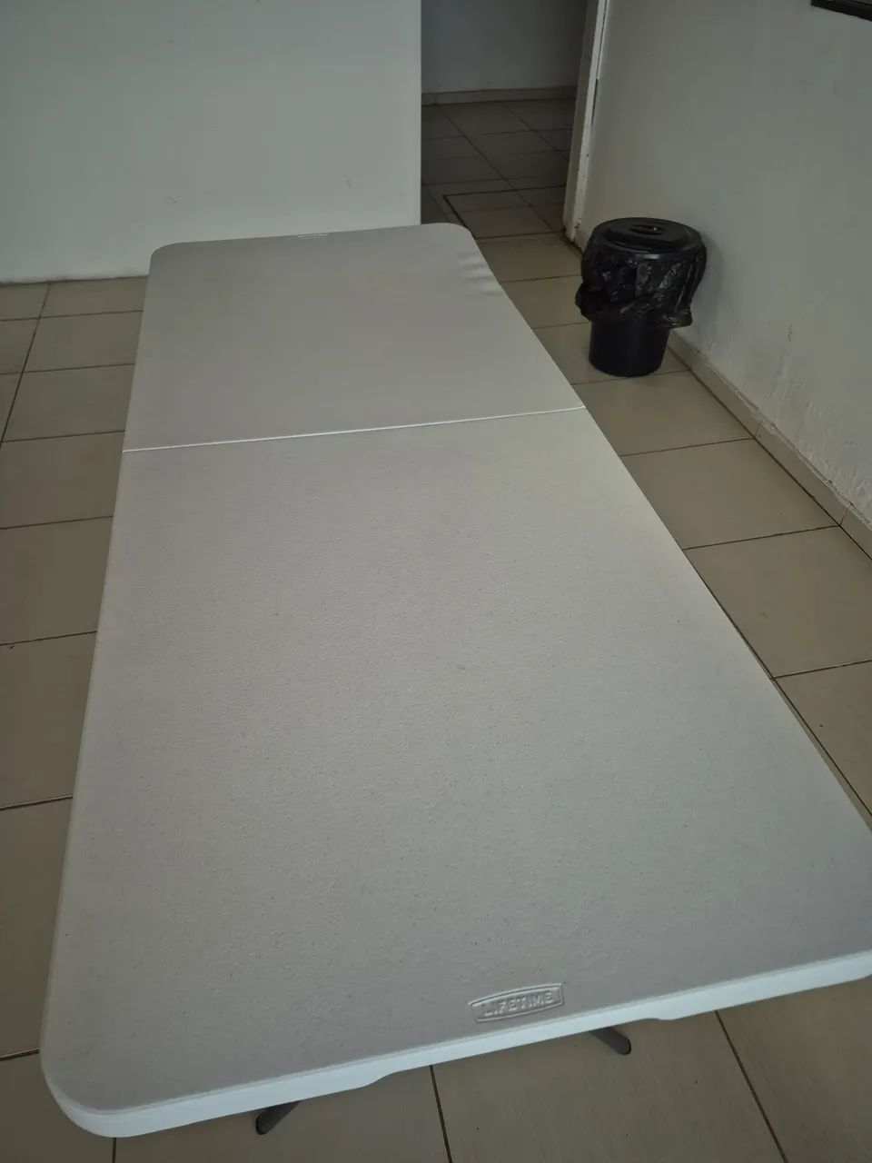 Mesa tipo maleta