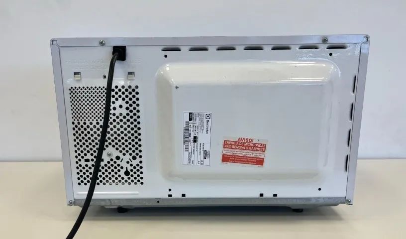 Micro-ondas Electrolux MTD30 20L 220V - Funcionando Perfeitamente - Foto 5