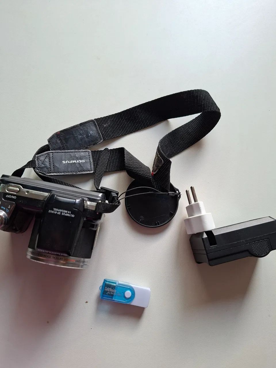 Câmera Olympus SP-810UZ