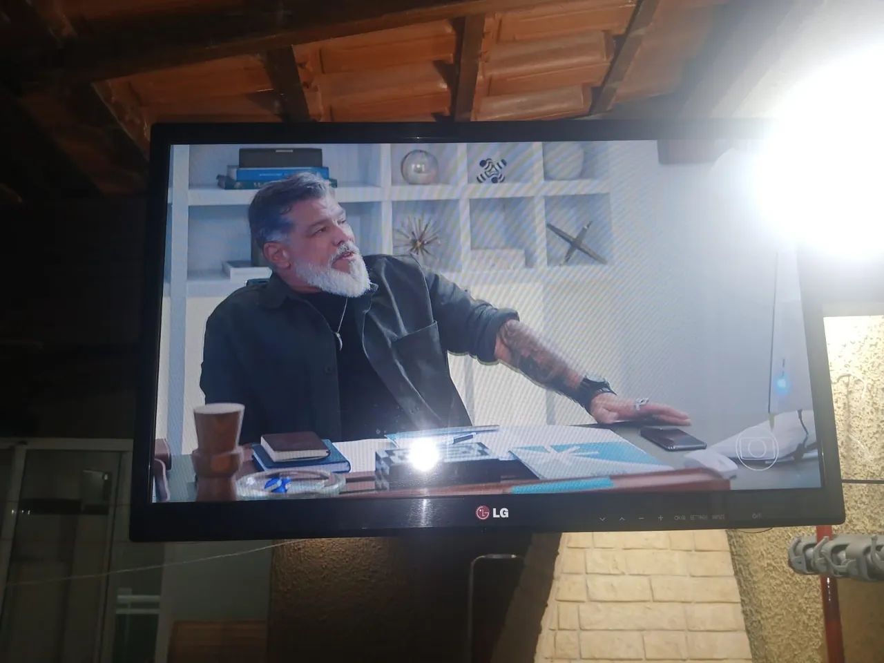 TV 24 LG  - Foto 2