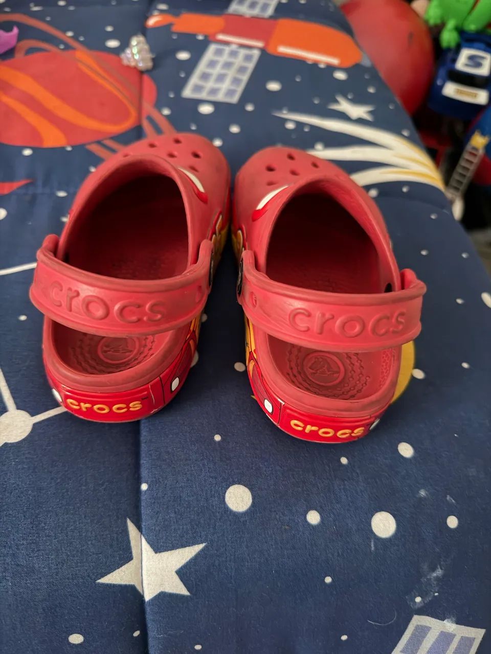 Crocs infantil relâmpago Mcqueen - Foto 2