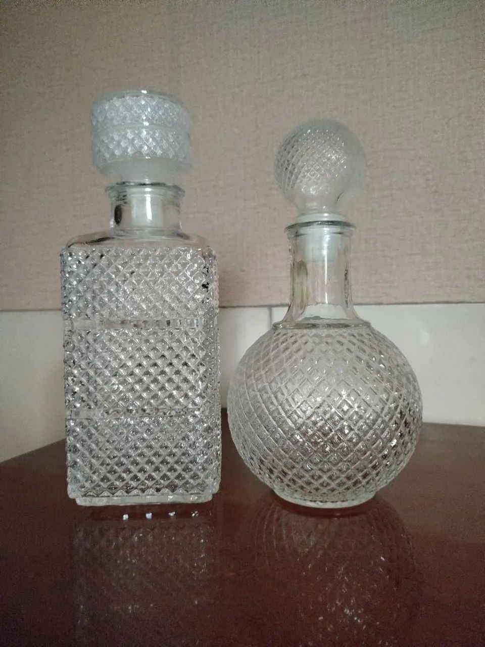 Licoreira de vidro antigo