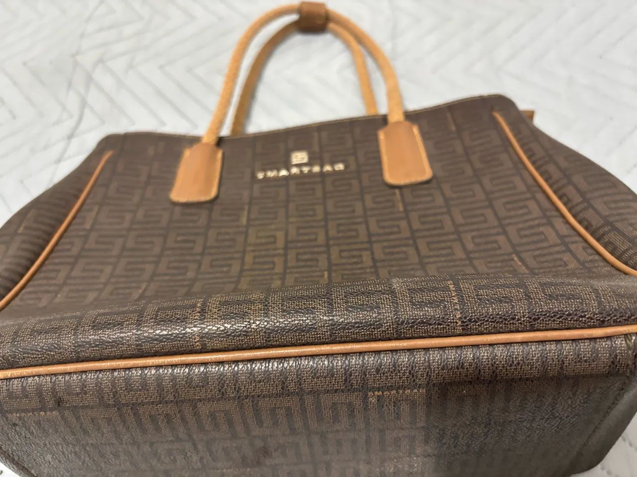 Bolsa Feminina Monograma em Couro  - Smartbag - Foto 2