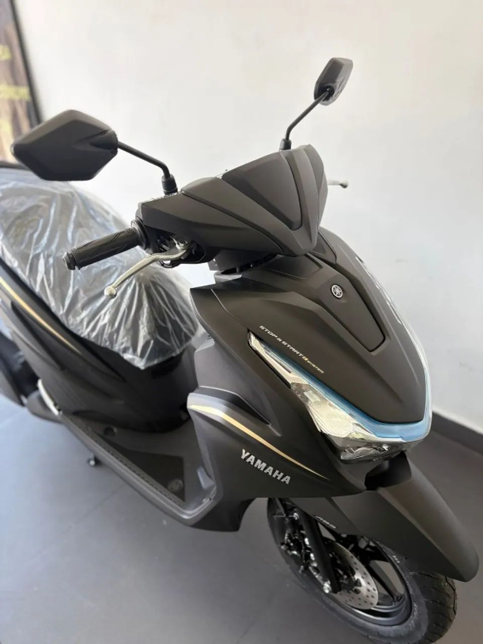 Yamaha Fluo  / Vendedor LEANDRO - Foto 4