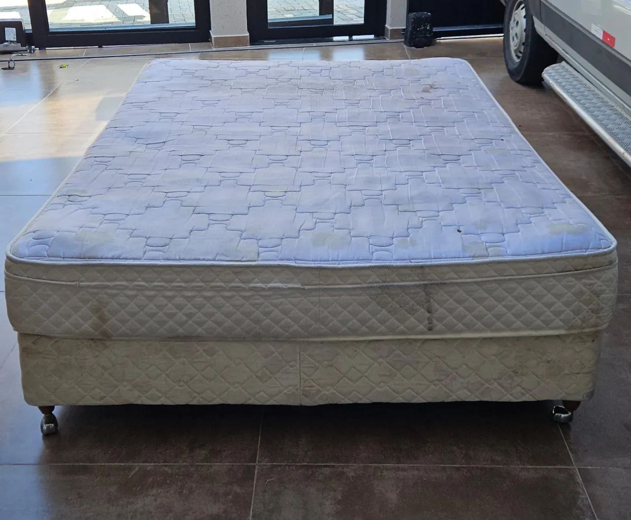 Cama box Casal USADA  - ENTREGAMOS  - Foto 2