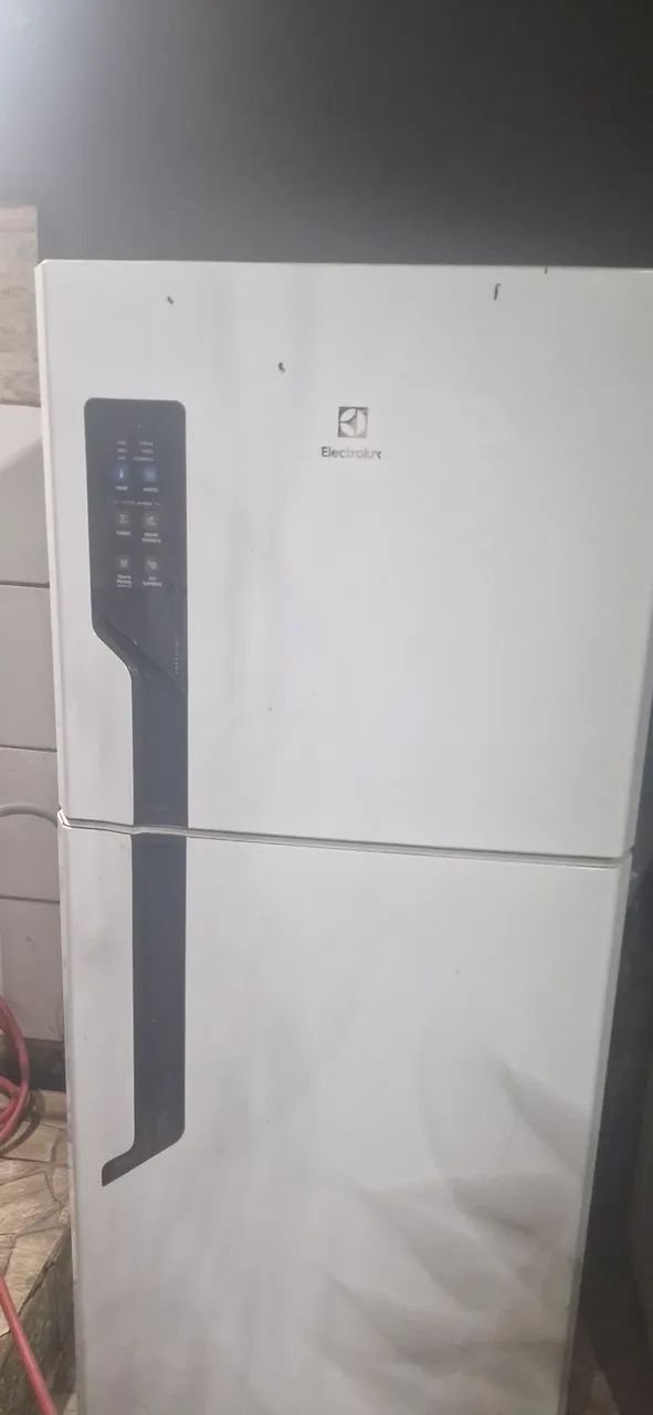 Geladeira com defeito