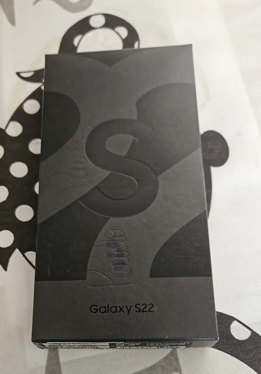 SAMSUNG GALAXY S22