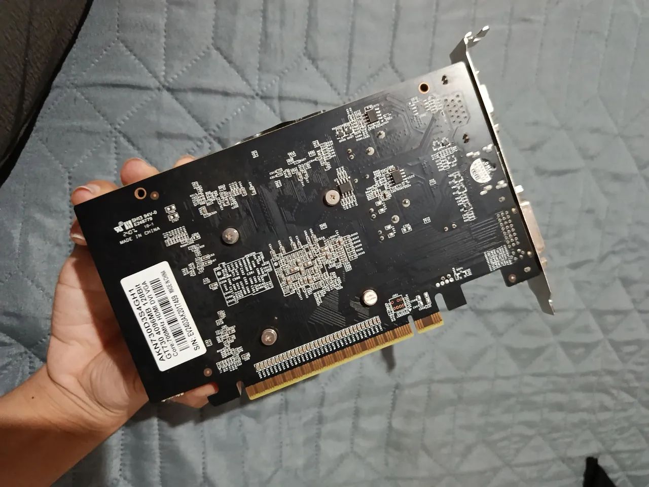 Placa de vídeo GT 730 4 gb ddr3 128 bit - Foto 2