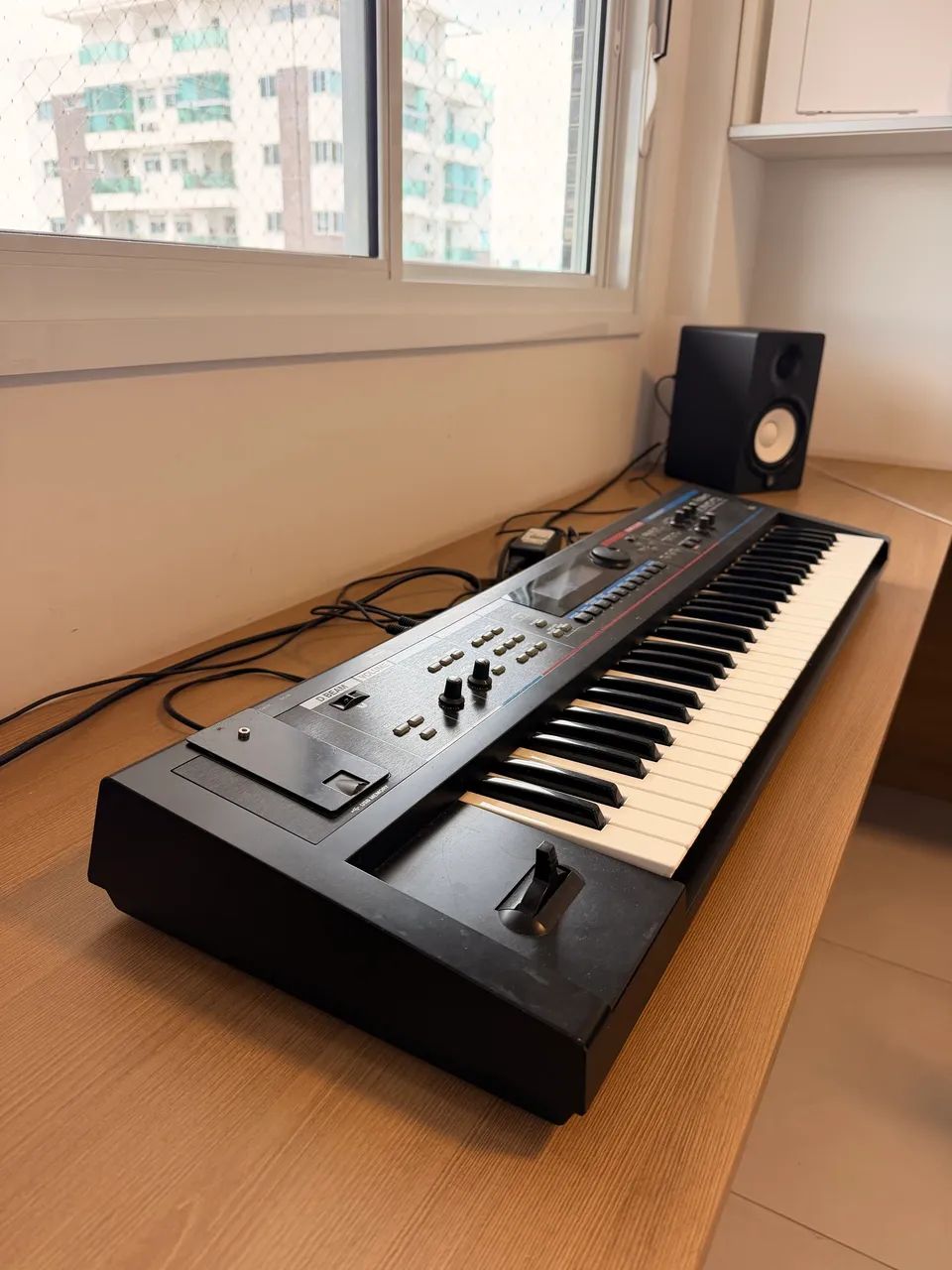 Roland JUNO-Di Mobile Synthesizer - Foto 4