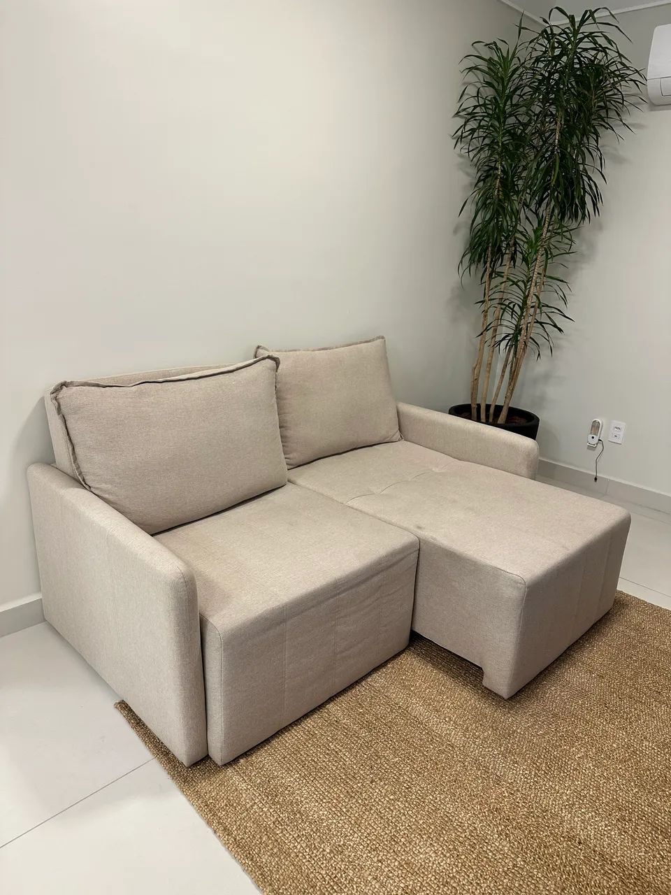 Sofá retrátil 3 lugares bege | R$ 1.000 - Foto 3
