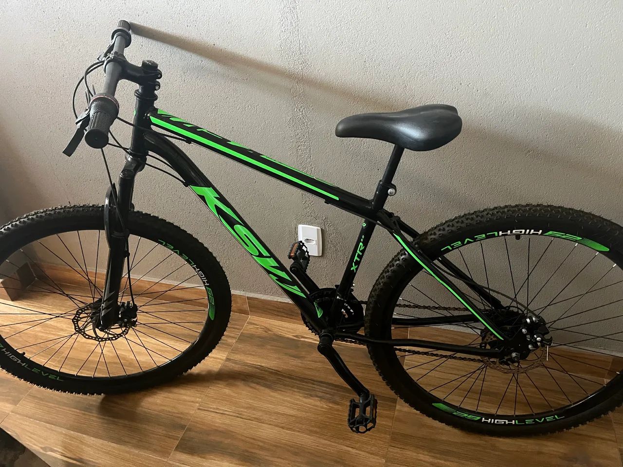 Vendo bicicleta impecável 