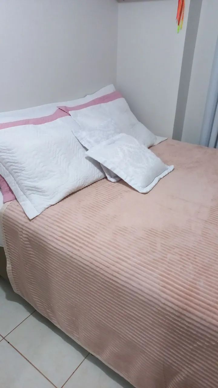 Cama queen 