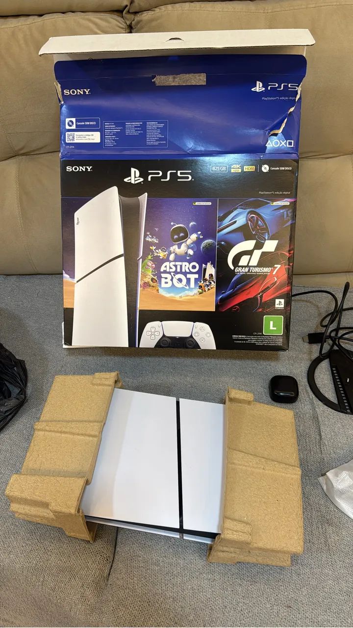PS5 SLIM COM APENAS 6 MESES DE USO - Foto 5