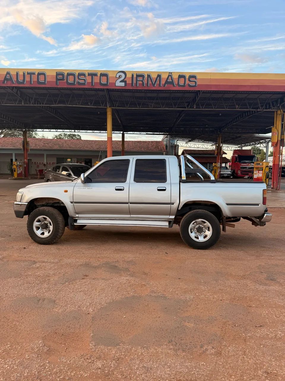 Toyota Hilux Hilux CD SRV 4x2 3.0 8V 90cv Diesel 2004