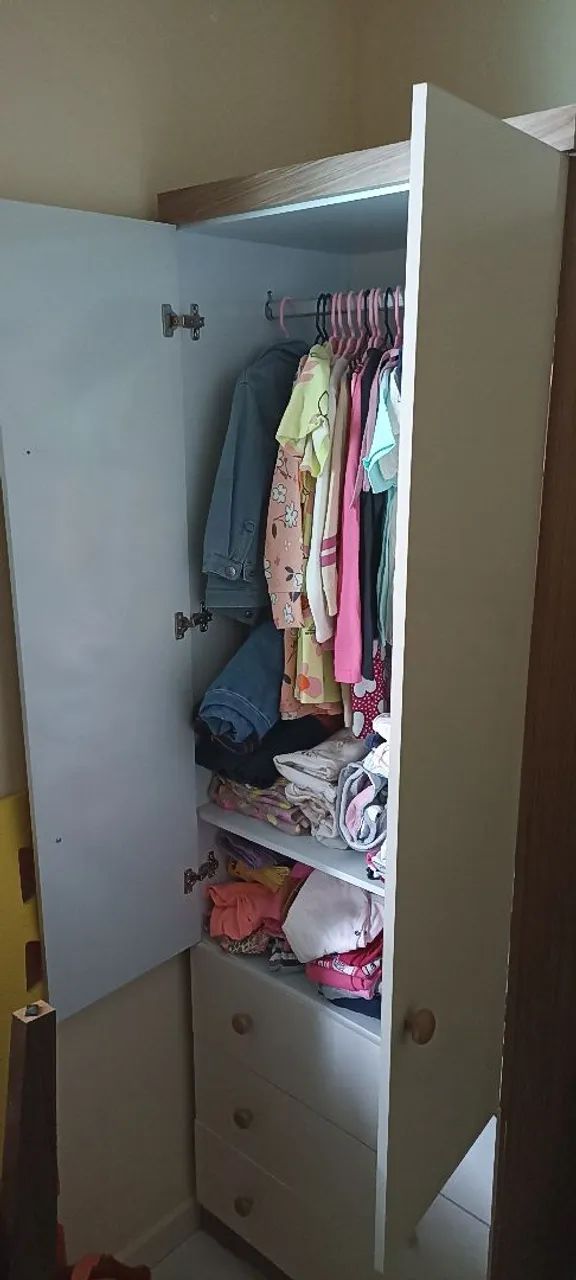 Guarda roupa infantil 