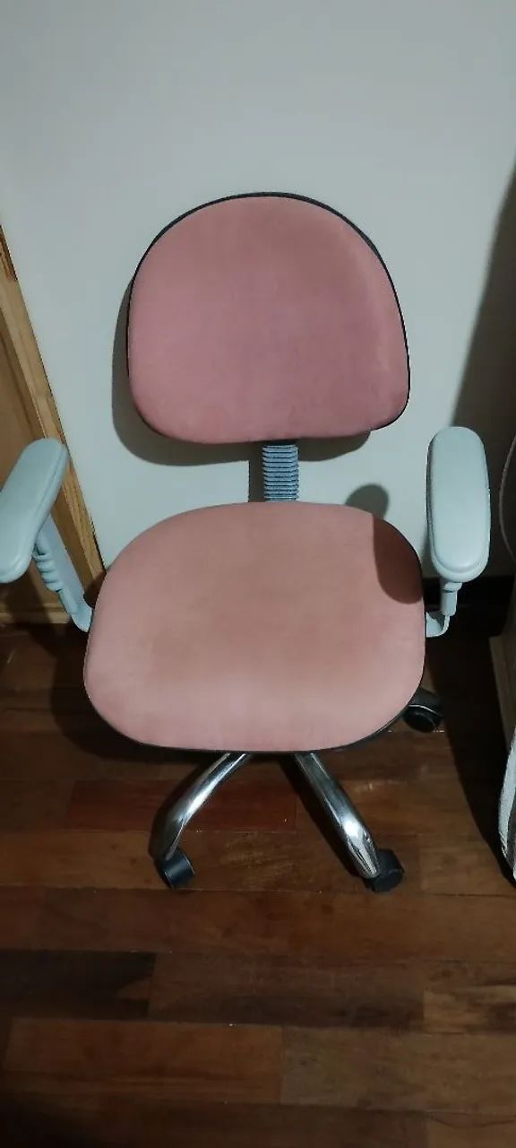 Cadeira rosa 