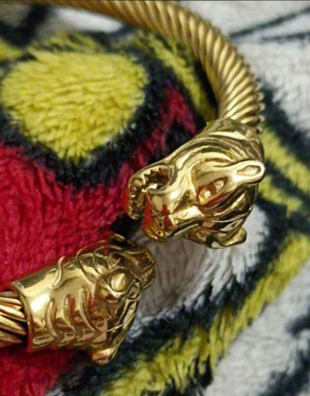 Bracelete onça dourada 