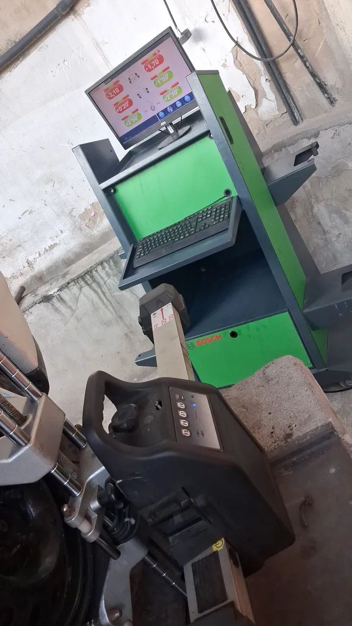 VENDO MAQUINA DE ALINHAMENTO COMPUTADORIZADO COMPLETA 