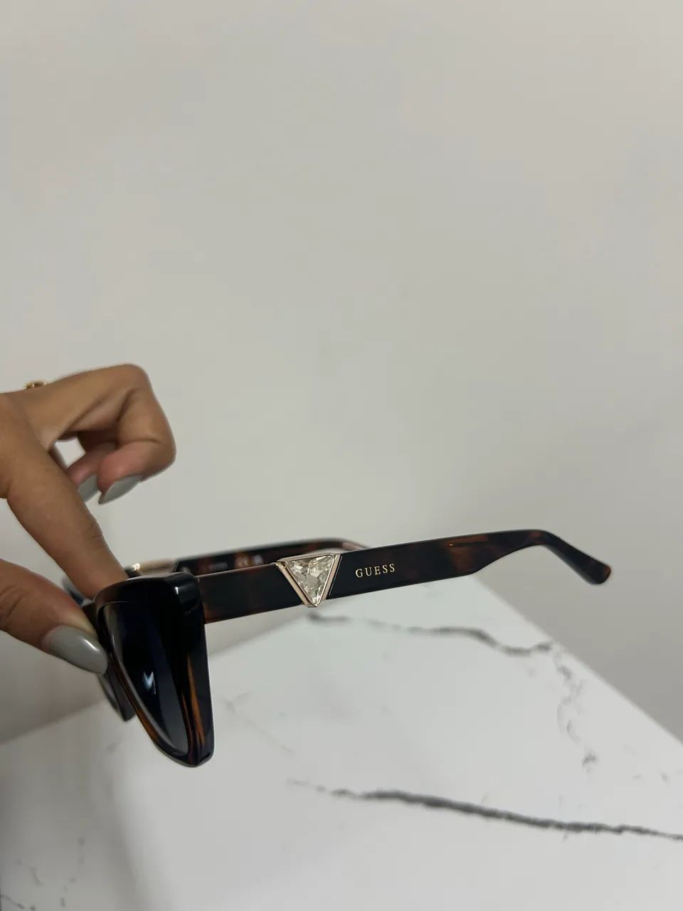 Vendo óculos da guess  - Foto 3