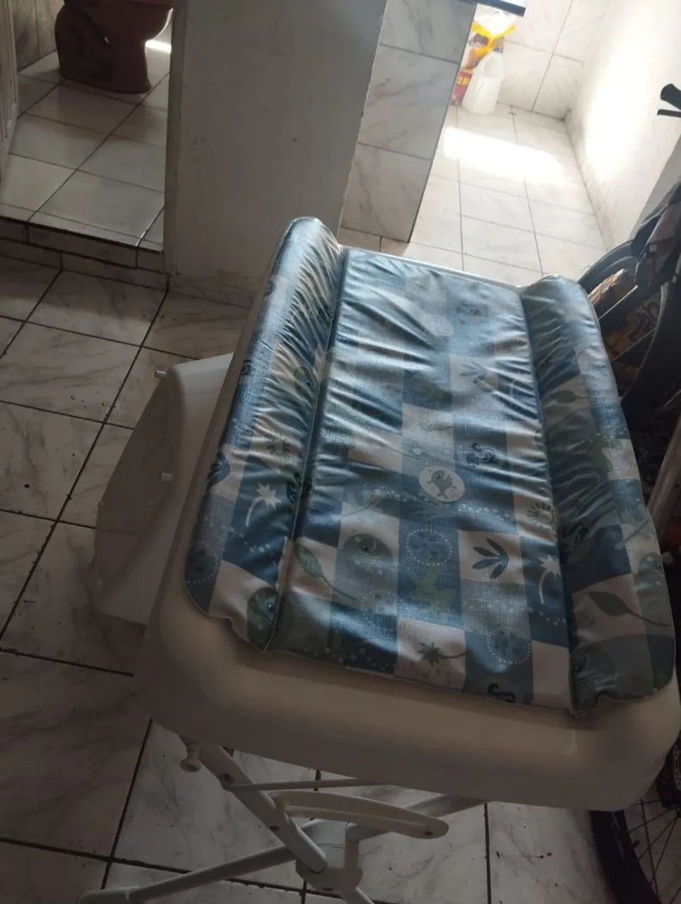 Trocado e banheira de bebe  - Foto 5