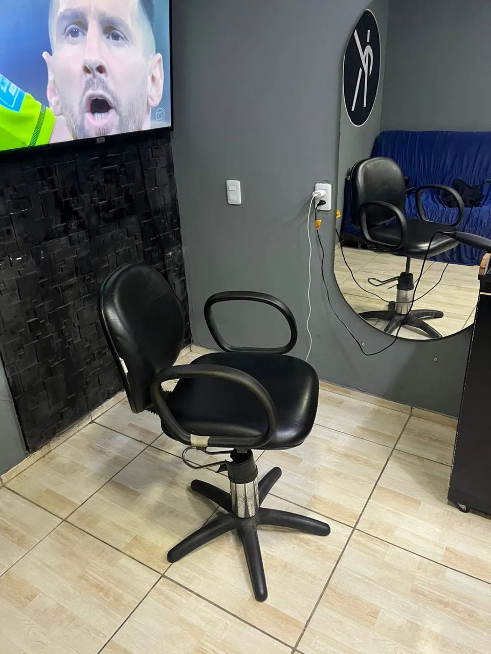 Cadeira semi nova 