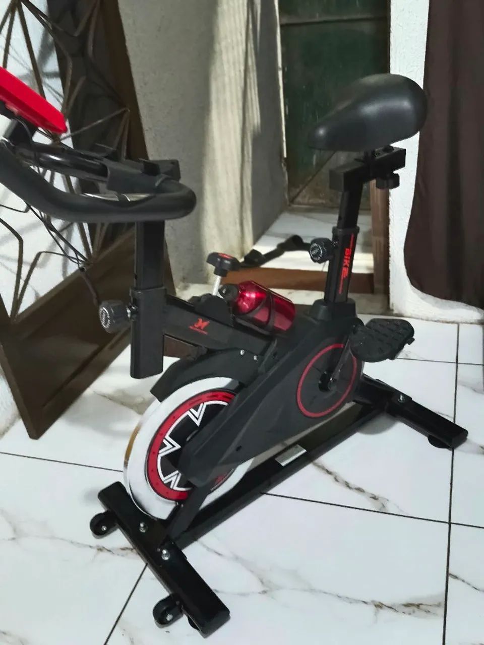 Vendo Bicicleta Ergométrica Nova Valor 600 Reais  - Foto 2