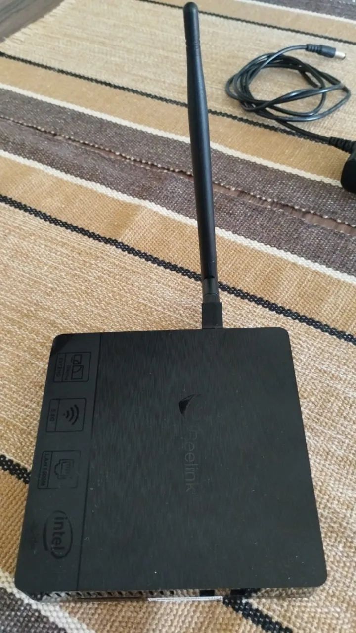 Mini PC  Processador Atom X5 - 4GB Ram e 58GB  SSD  Windows 10 - Foto 4