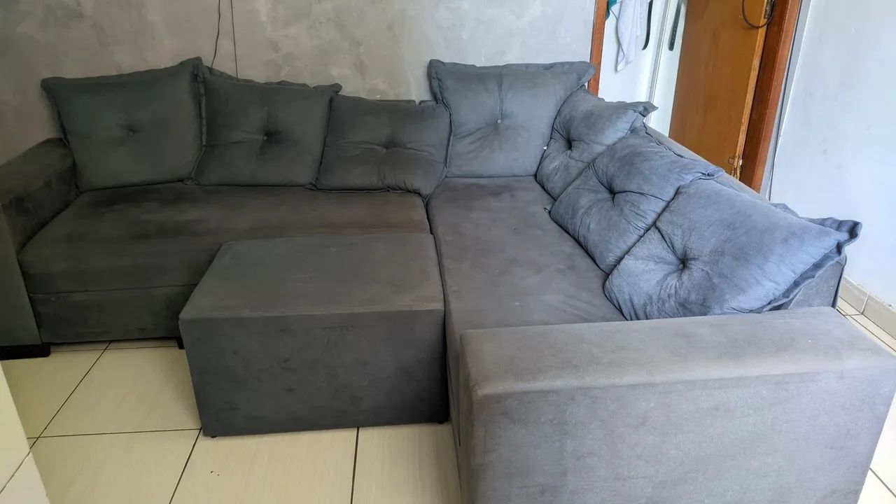 Sofá de canto com 6 lugares 