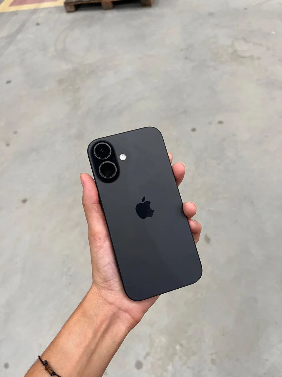 iPhone 16  - Foto 3