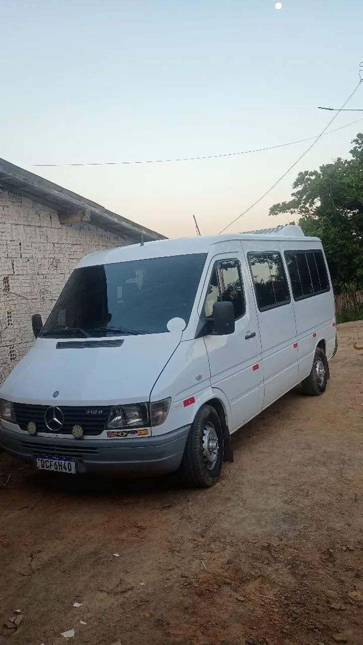 Mercedes-Benz Sprinter 312 Van Luxo Lotação 16lug.dies 2001