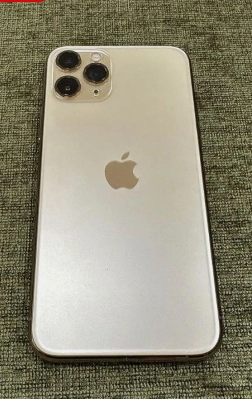 Vendo iPhone 11 pro Max R$ 900 reais !