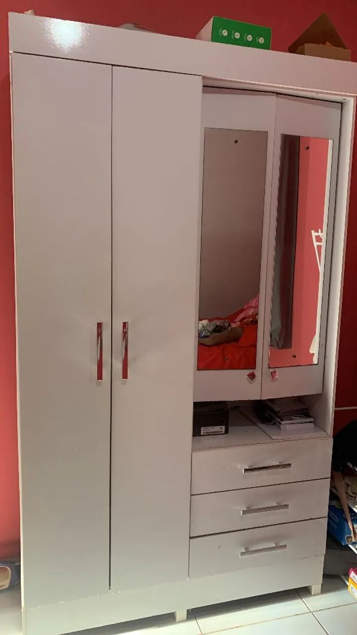 Guarda roupa 