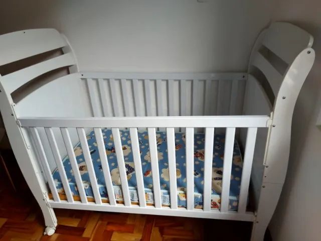 Berço com colchão