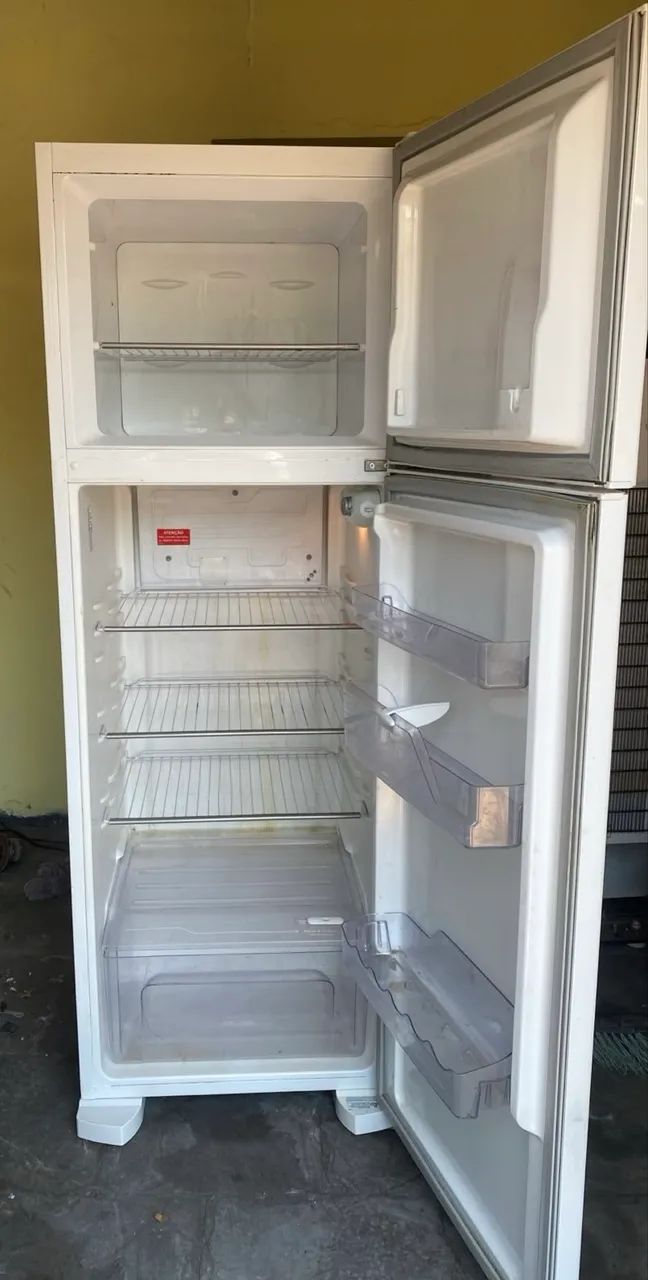 Geladeira Eletrolux! - Foto 2