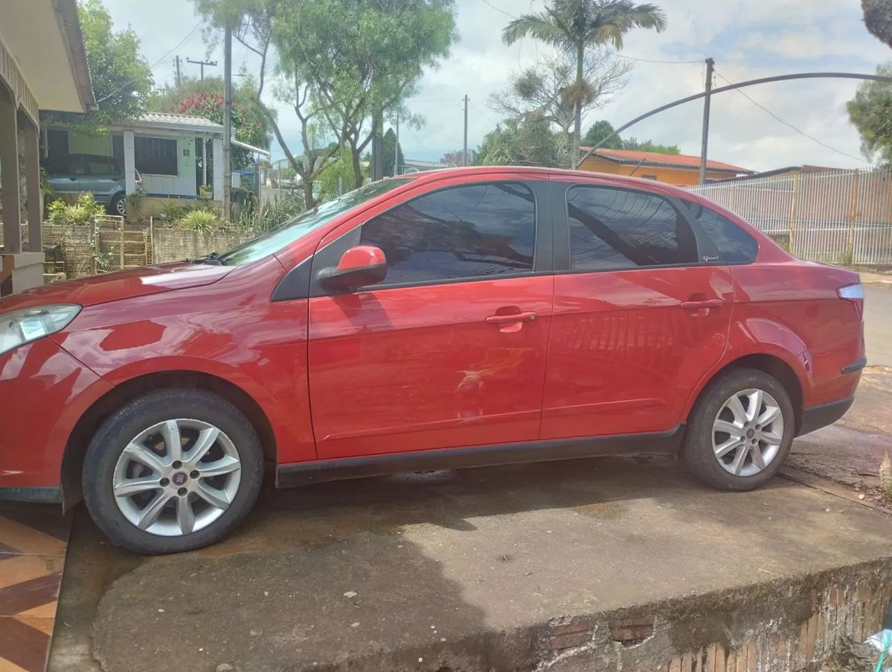 Fiat Grand Siena Grand Siena ATTRAC. 1.4 EVO F.Flex 8V 2013