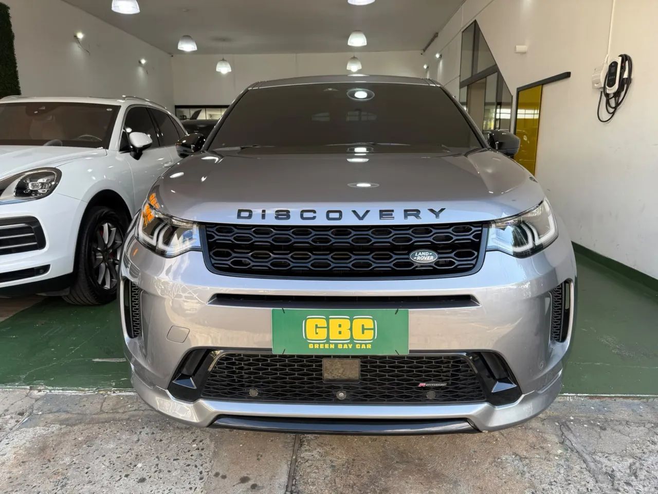 Land Rover Discovery Disc. SP. SE DYN 2.0 D200 Die.aut.(híb.), foto 2 de 20