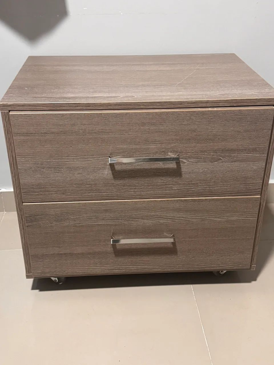 Mesa de cabeceira (criado mudo) - Foto 2