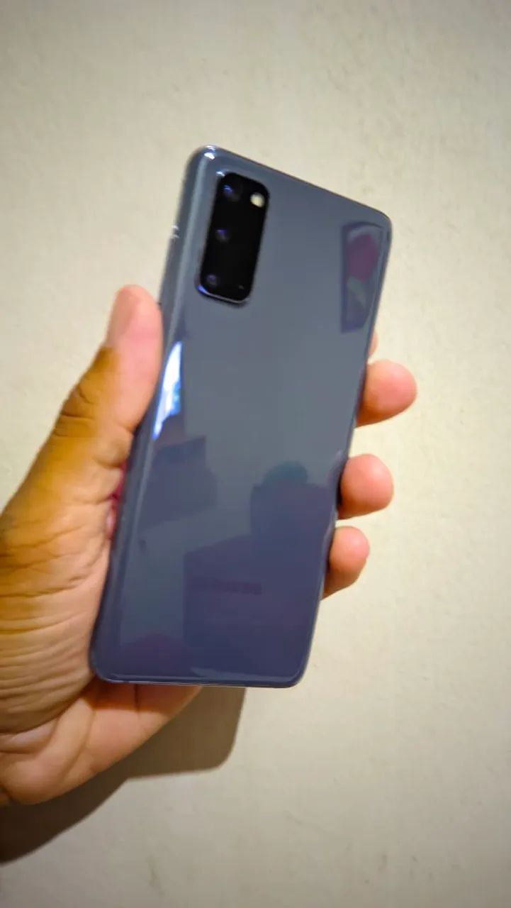 Samsung S20 - Foto 2